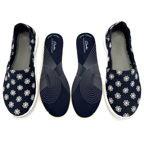 Clarks Cloudsteppers Breeze Ave Slip-On Flats/Sneaker Sz 10 W Daisy Floral Denim - Picture 8 of 16